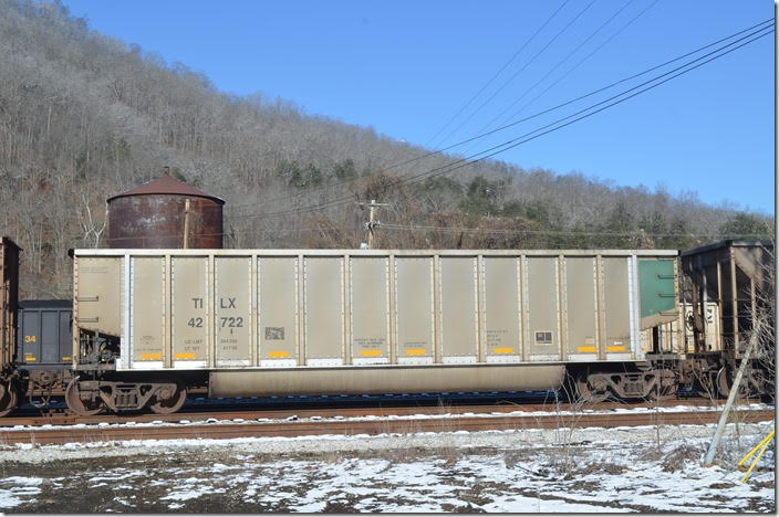 TILX gon 42722 was built by Trinity Industries for their lease fleet 10-2008. 4402 cubic feet, 244,300 load limit. By the way, the old water tank in the background will soon come down. That is the last steam-era support structure left at Shelby KY.